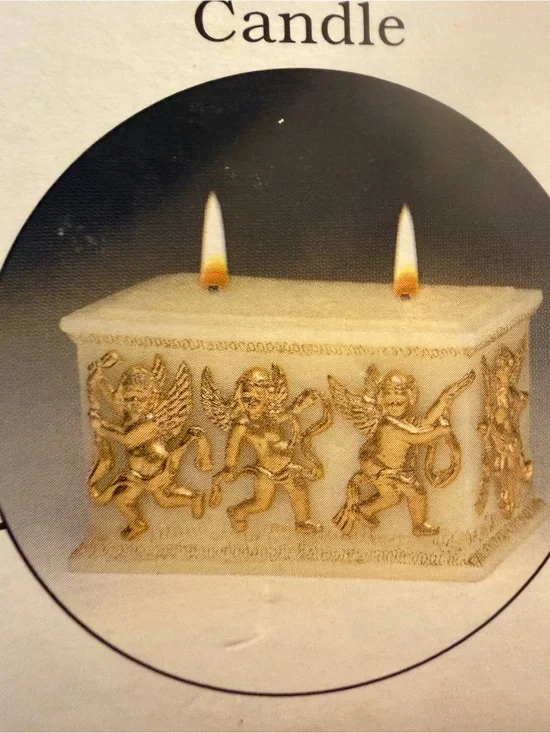 Vintage Scott's Cherub Golden Angels Two-Wick Candle in Gold and Cream