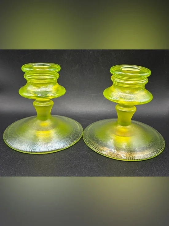 Vintage Vaseline Onion Skin Stretch Glass Uranium Candlesticks Candle Holders