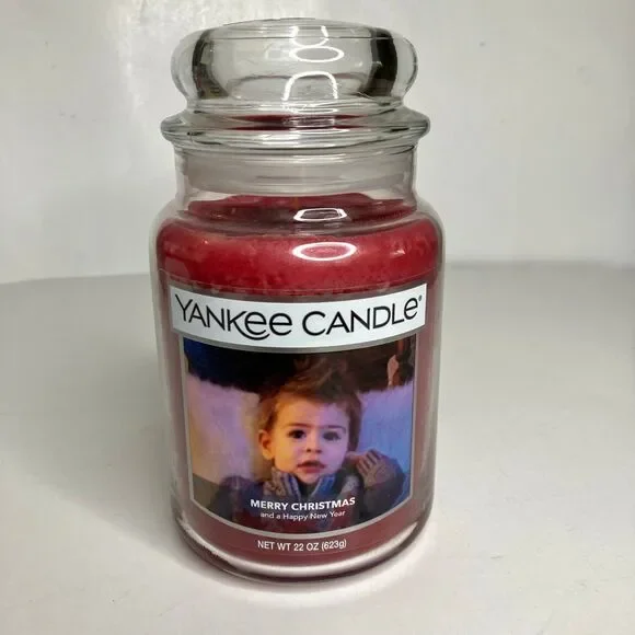 Yankee Candle Merry Christmas & Happy New Year Edition 22oz Red Holiday