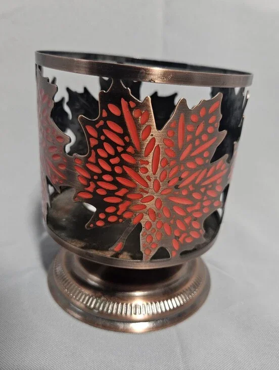 Bath & Body Works Seasonal Fall Autumn Halloween Leaf 3Wick Metal Candle Holder