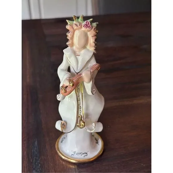 Heather Goldminc Harmony candle holder