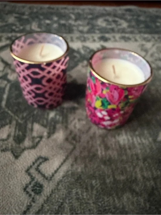 Lilly Pulitzer scented soy candles colorful patterned glass vessels gold rim