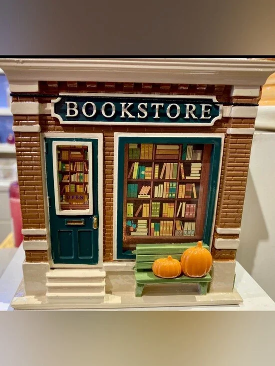 Bookstore/ coffee shop candle holder by bath and body works