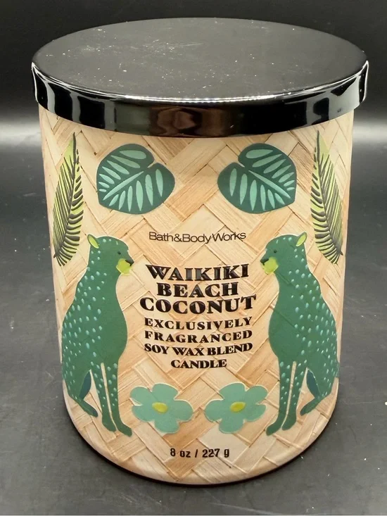 Bath & Body Works “Waikiki Beach Coconut” 8 OZ Candle - Green & Beige
