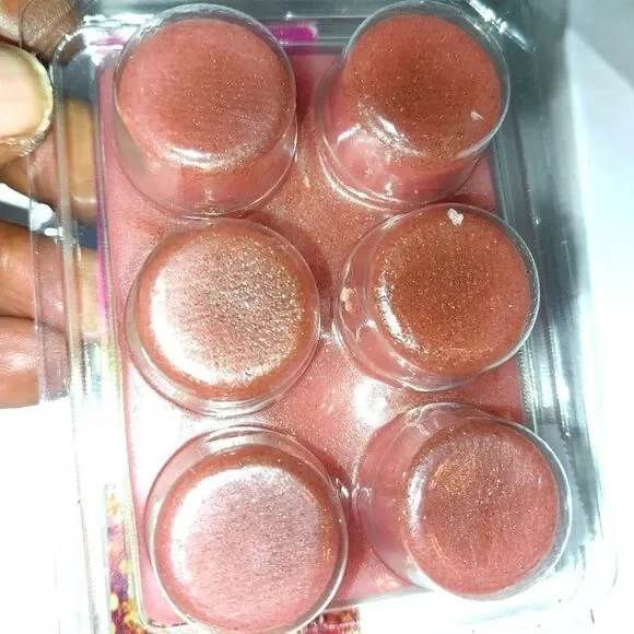 Hand crafted Pink Magic waxmelt tarts