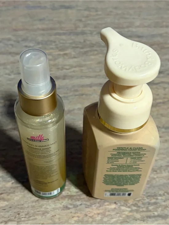 Bath & Body Works Milk Cinnamon Sugar Pretzel Cookie Soap & Diamond Shimmer Mist