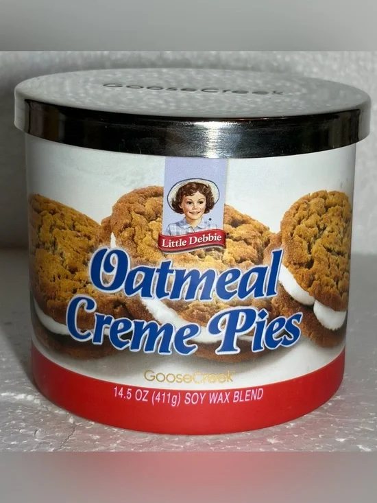 Goose Creek Little Debbie Oatmeal Crème Pies 3 Wick Candle 14.5 Oz