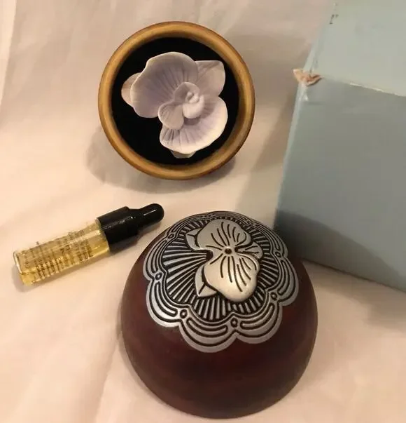 PartyLite Treasure Orb Black Orchid Rare Retired AT699 In Box