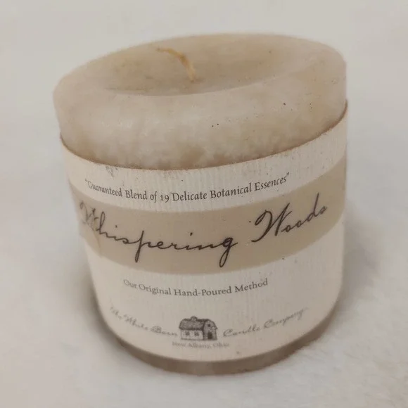VINTAGE THE WHITE BARN WHISPERING WOODS PILLAR‎ CANDLE HAND POURED RARE