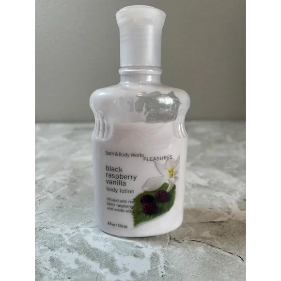 Bath Body Works Black Raspberry Vanilla Moisturizing Body Lotion 8 oz‎ 90%