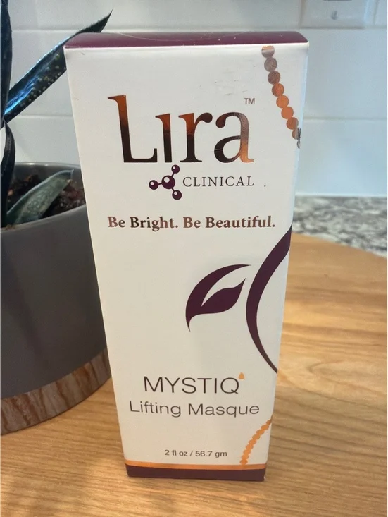 Lira Clinical Mystiq Lifting Masque 2 fl oz / 56.7 gm