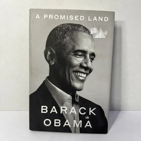 A Promised Land by Barack Obama First Edition Hardcover Memoir‎ Book Crown 2020