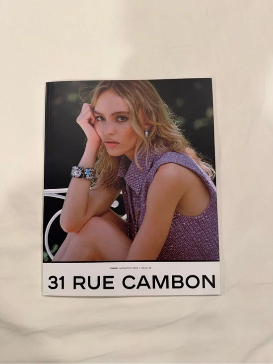 Chanel magazine