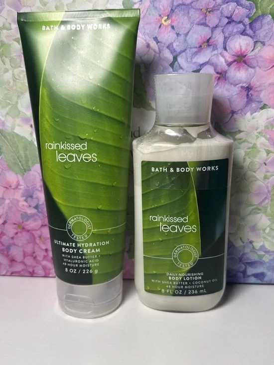 Discontinued Bath & Body Works Rainkissed Leaves Body Cream & Lotion - Green