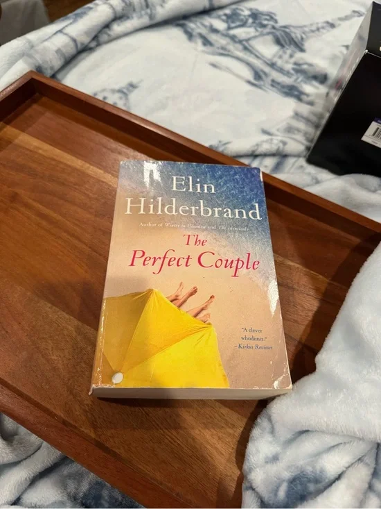 Elin Hilderbrand The Perfect Couple Trade PB Fiction Little Brown 2019