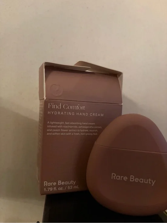 Rare Beauty Find Comfort Hydrating Hand Cream - Mauve Pink