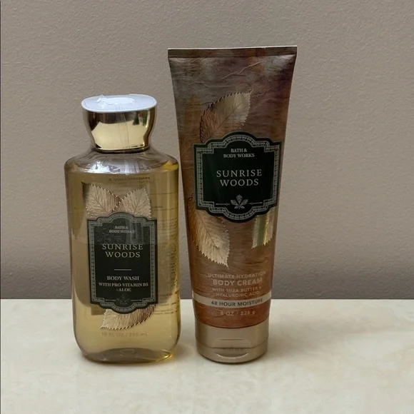 NIB Bath and Body Works Full Size Sunrise Woods Shower Gel and Body Cream Set