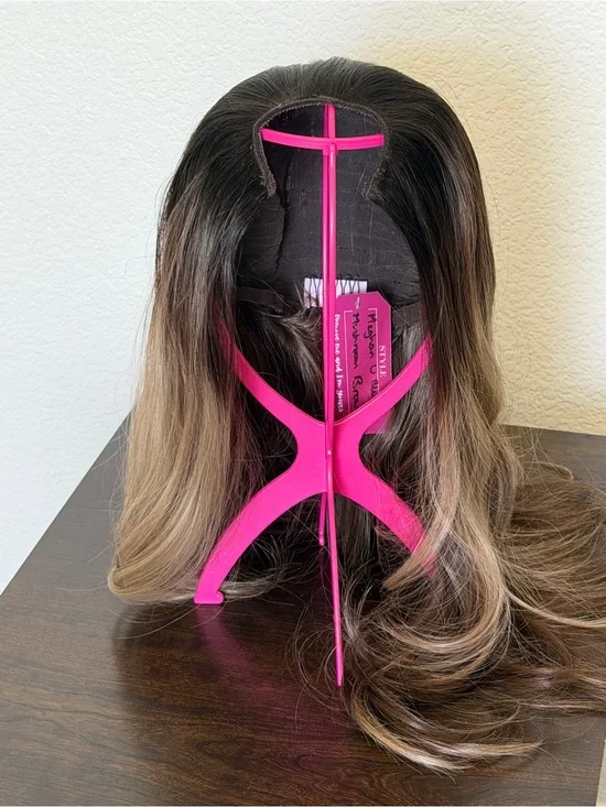 Synthetic Ombre Brown to Blonde Lace Front Wig - Neutral Brown Blend