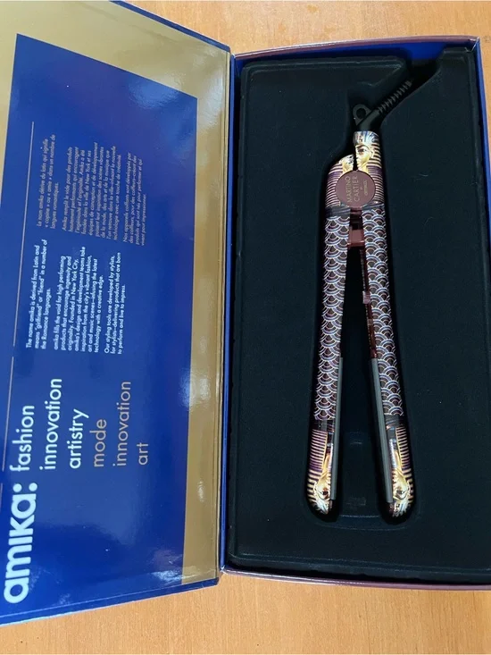 amika Martino Cartier Ceramic Flat Iron Hair Straightener