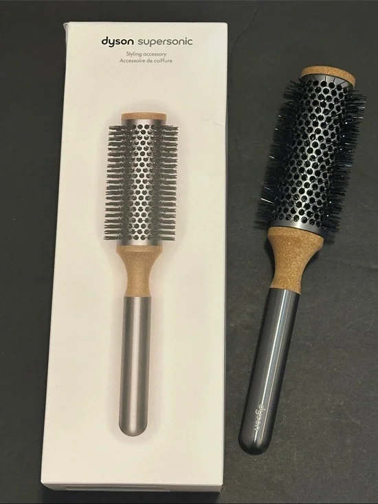 New Genuine Dyson Supersonic 35mm Vented Barrel Round Hair Brush in Box