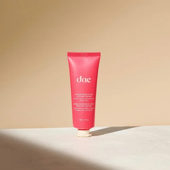 New Dae Cactus Fruit 3-in-1 Styling Cream Mini 30 mL Tames Frizz Curly Hair