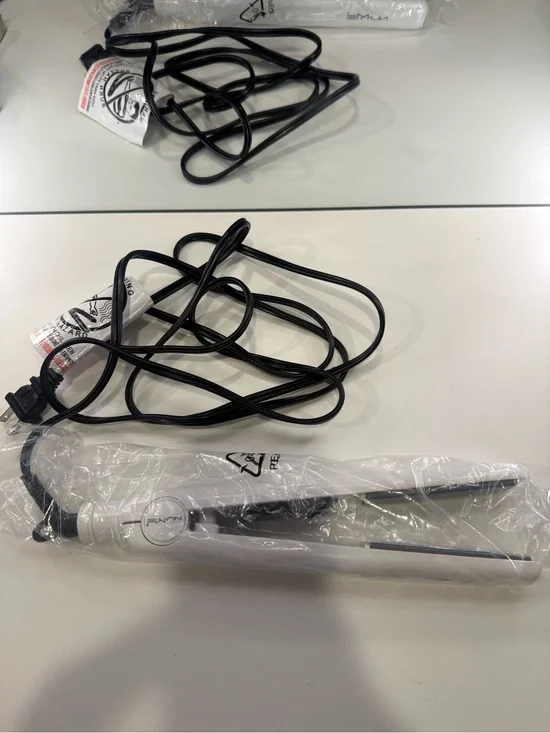 NuMe White and Black Flat Iron Hair Straightener