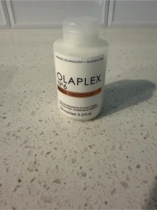 OLAPLEX No.6 Bond Smoother - White with Gold Label, New