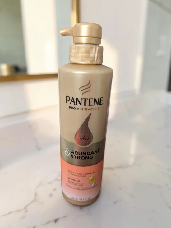 Pantene Pro-V Miracles Abundant & Strong Shampoo 13.5 fl oz (New)