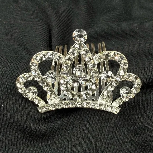 Tiara hair comb