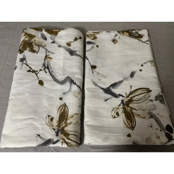 Nicole Miller 100% Cotton Lillan Gold /Miel dore (2) PAIR Curtain Panels 36 x 80