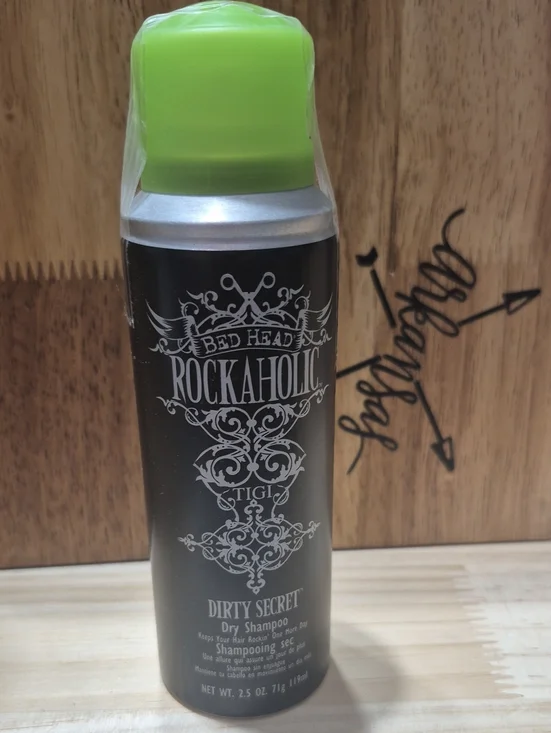 Bed Head Rockaholic Dirty Secret Dry Shampoo - Lime/Black