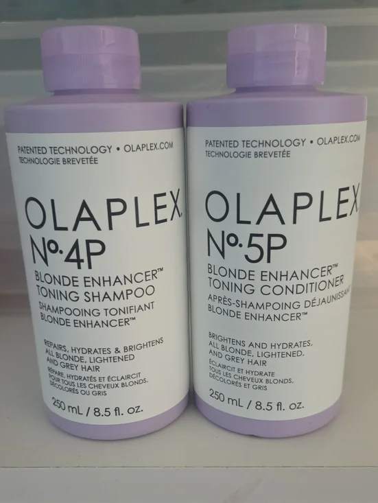 Olaplex No.4P Blonde Enhancer Toning Shampoo & No.5P Conditioner - Lavender Caps