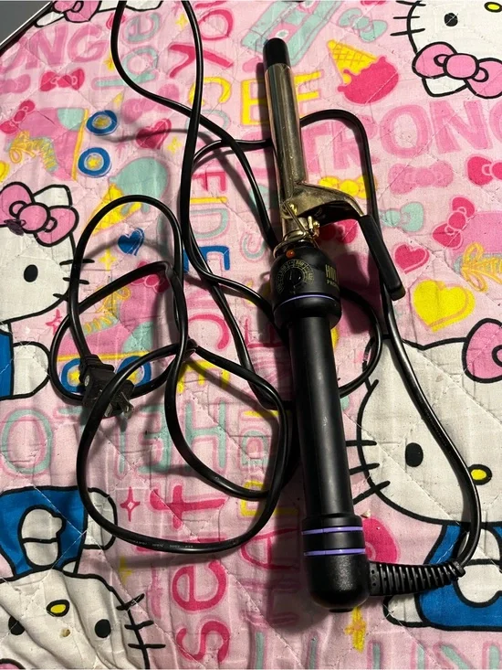 Hot tool curling iron