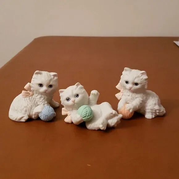 Set of 3 Vintage Homco Persian Cats Kittens Playing with Yarn Porcelain Bisque