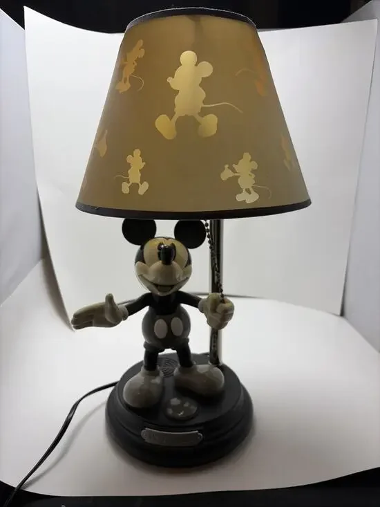 VGT Mickey Mouse Talking Lamp Collectible Disney Animated Damaged Lampshade
