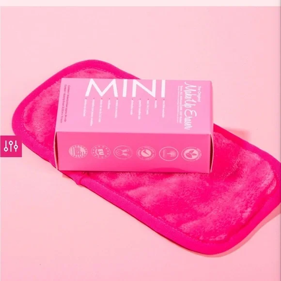 MAKEUP ERASER remover Mini Pink reusable sustainable soft wipes travel vacation