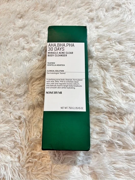 NEW SOME BY MI AHA BHA PHA 30 Days Miracle Acne Body Cleanser 750g