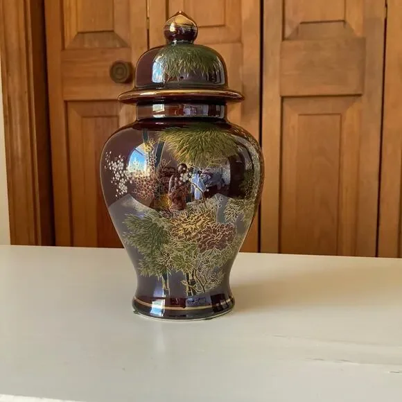 Vintage Handpainted Porcelain Ginger Jar Made in Japan