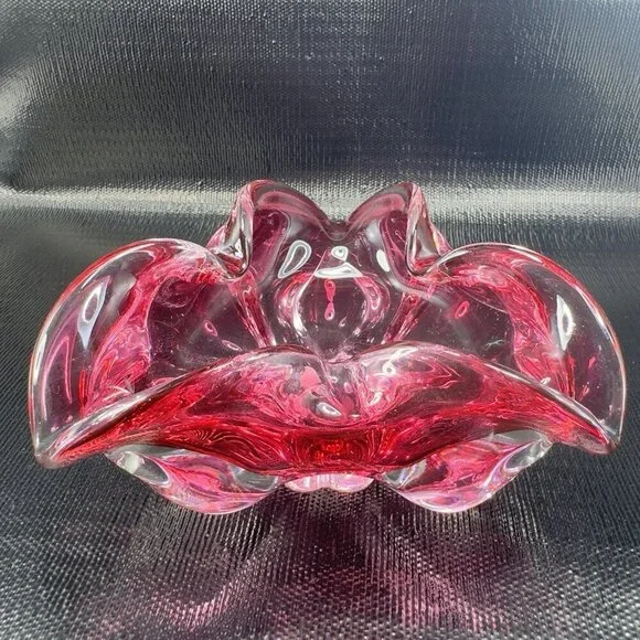 Hand Blown Bohemian Cranberry Art‎ Glass Dish Bowl Folded Edges Original Sticker