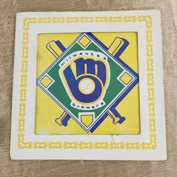 Vintage Milwaukee Brewers Fair Carnival Glass Prize Wall Hanging