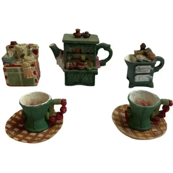 Vintage 7PC Dollhouse Ceramic Kitchen Accessories Cup & Saucer Tea Pot