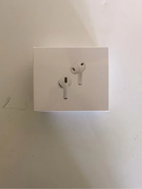 Air Pod Pro 3s