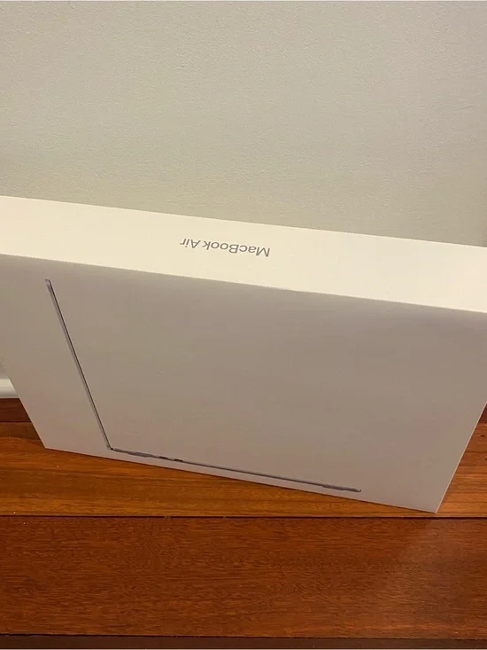 Apple MacBook Air 15-inch Midnight M5 Chip 512 GB STORAGE 2026 *EMPTY BOX ONLY*