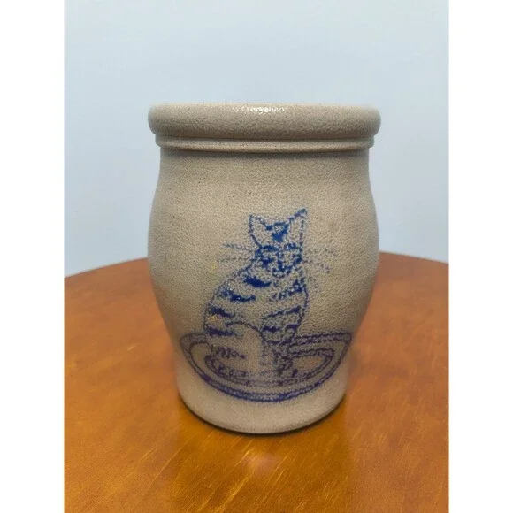 2001 Rowe Pottery Works 6.5 Inch Blue Cat Salt Glaze Stoneware Crock