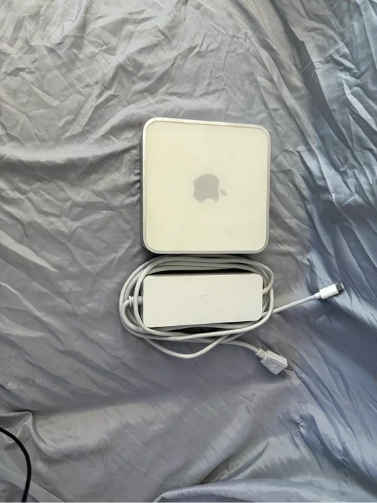 Apple Mac mini A1176 1.66GHz Intel Core Duo Desktop Computer – Powers On –Tested