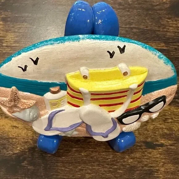 Beach sandals ceramic plate stand