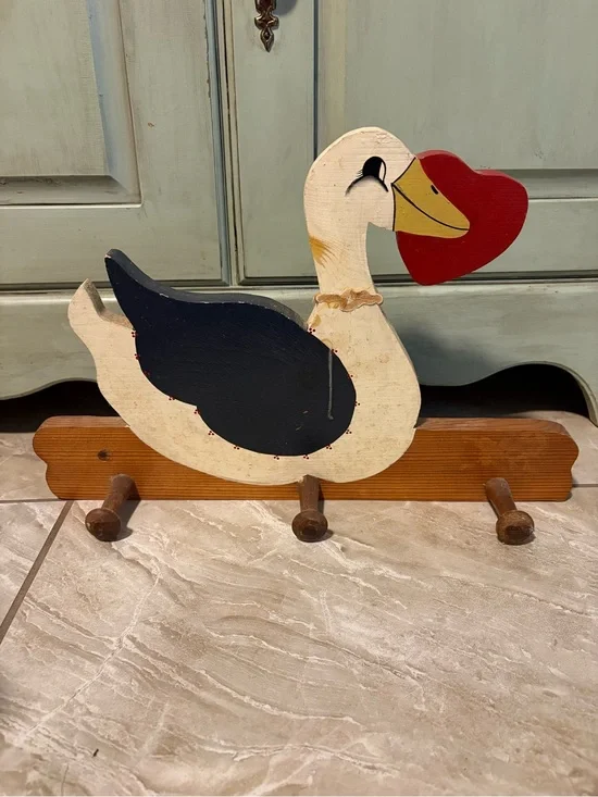 Vintage Wooden Duck Wall Hook in White, Black and Red - Decorative Home Accent
