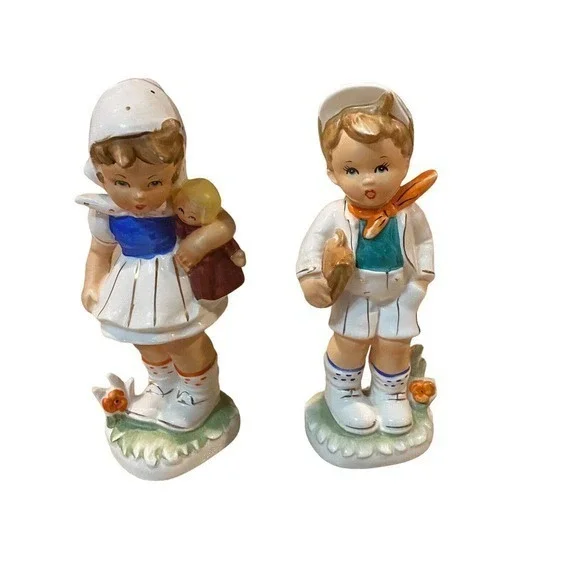 Vintage Large 9” Made in Japan 10084 Girl & Boy Ceramic Figurines‎