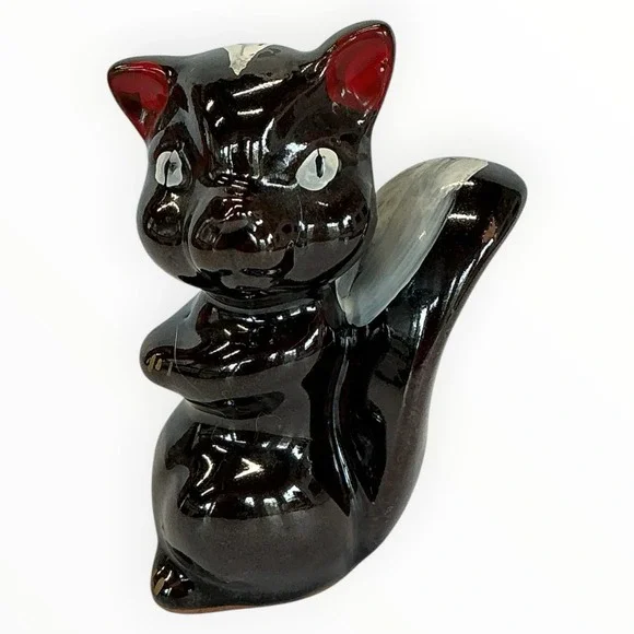 Redware Pottery Skunk Figurine Japan Klitschy‎ MCM Anthropomorphic Hand Painted