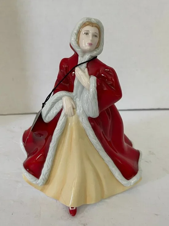 Royal Doulton Petites-Rachel Hand-made Fine Bone China HN 4780 2004 NEW